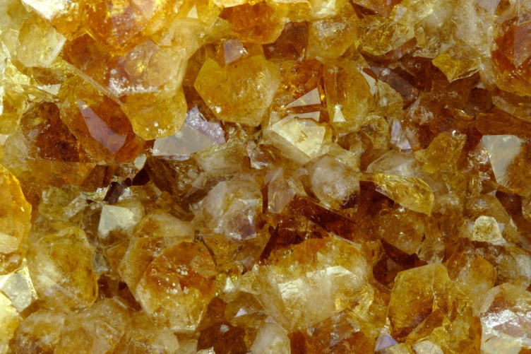 Возникновение минералов и кристалов
